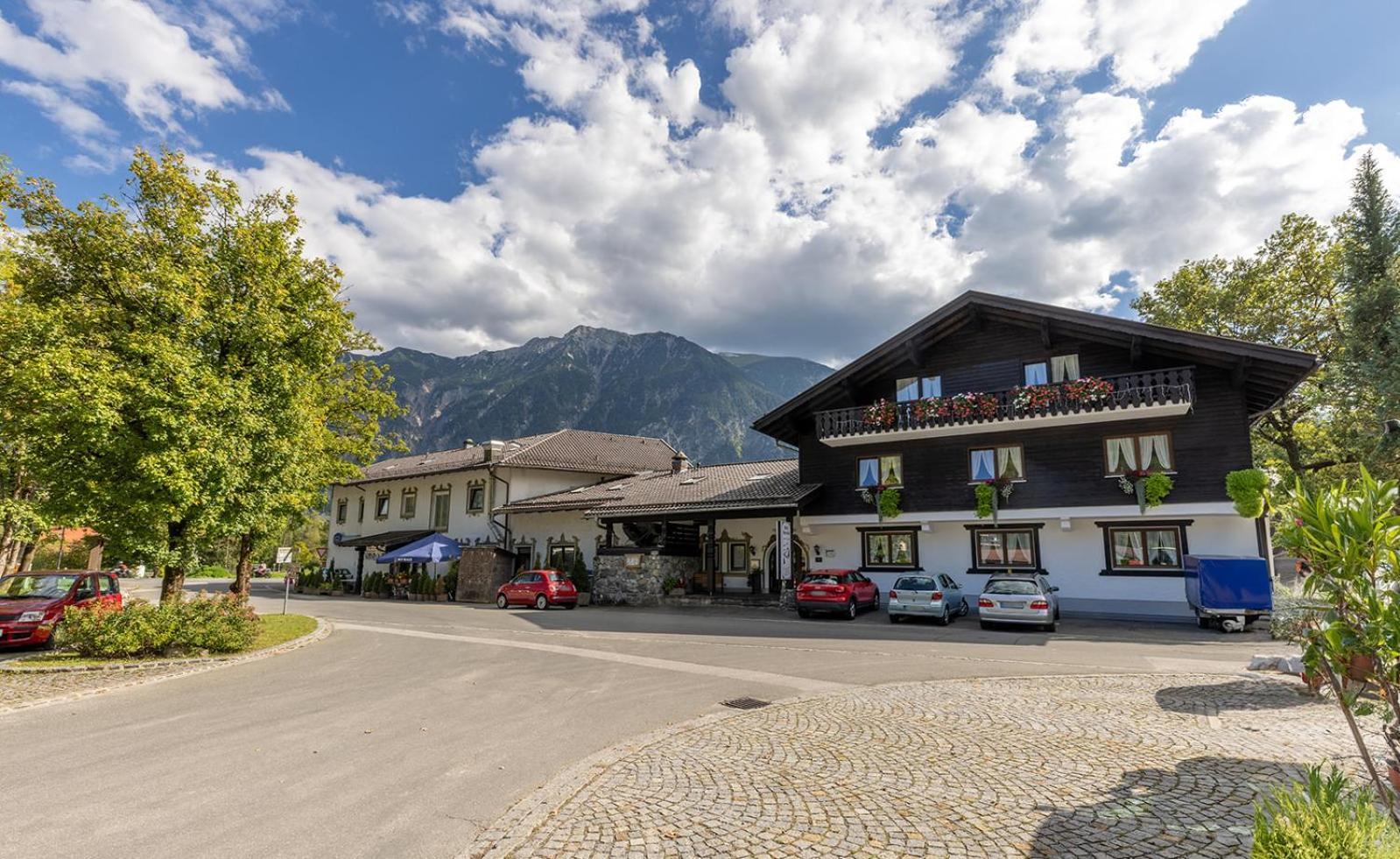 Hotel Alpenhof Oberau (Garmisch-Partenkirchen) Exterior foto