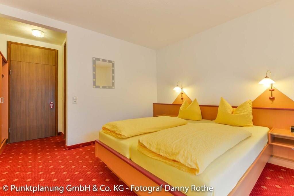 Hotel Alpenhof Oberau (Garmisch-Partenkirchen) Exterior foto